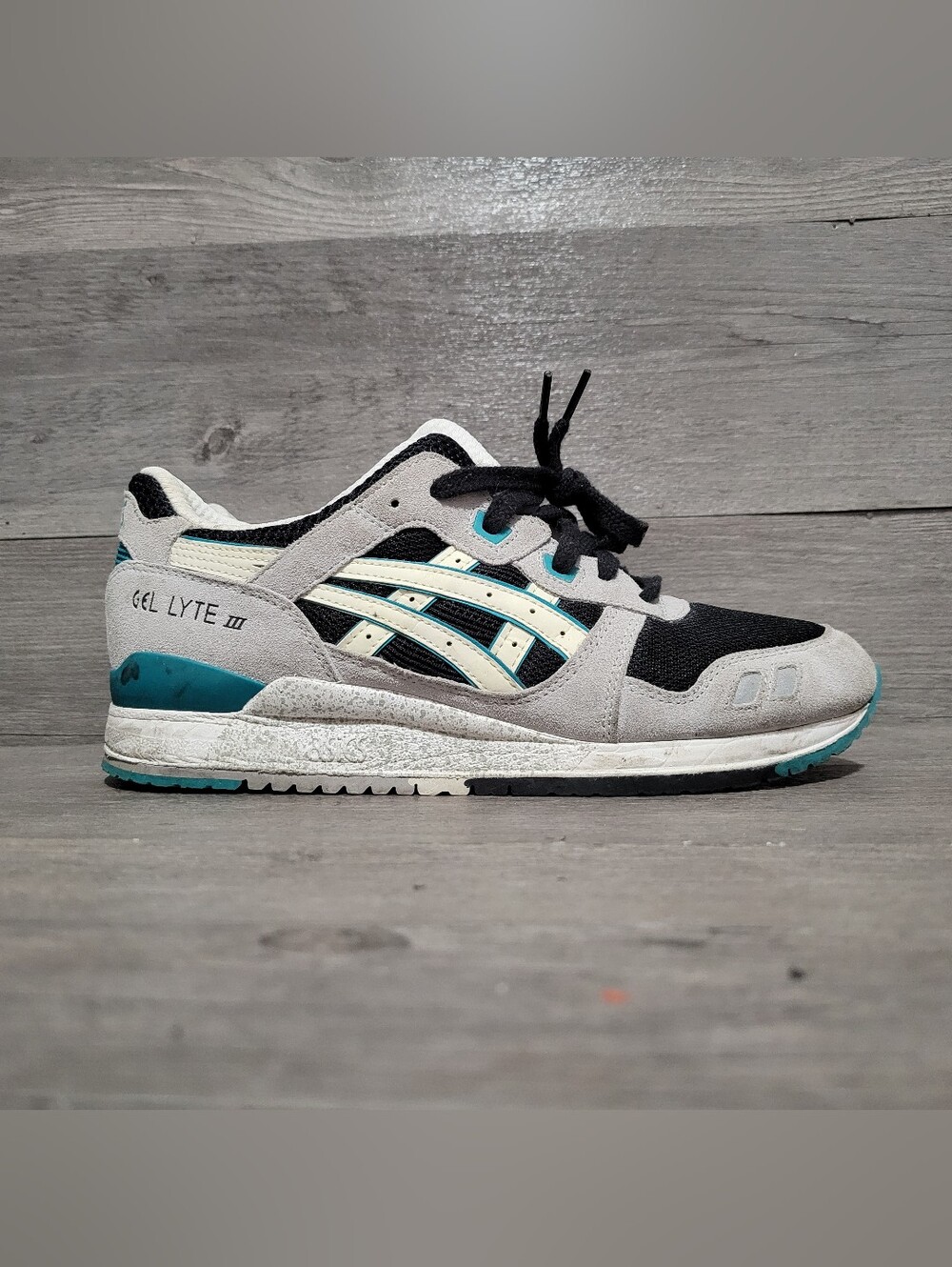 Asics Gel Lyte III Mens Size 9 grey black teal Sneakers